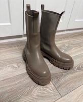 Stiefelette Khaki aus H&M sehr neuwertig / Gr.39 Nordrhein-Westfalen - Herford Vorschau