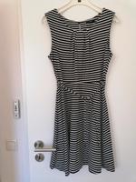 Kleid Gr. 38 von Zero schwarz/weiß Bayern - Kelheim Vorschau