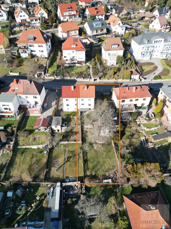 Westviertel in Richtung Mörla: Gepflegte Doppelhaushälfte mit großem Garten |  Garage und Pkw-Stellplätze | Gesuchte Wohnlage – gute Infrastruktur! in Rudolstadt