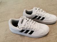 ADIDAS Kinderschuh weiß Gr. 30 1/2 Sachsen-Anhalt - Dessau-Roßlau Vorschau