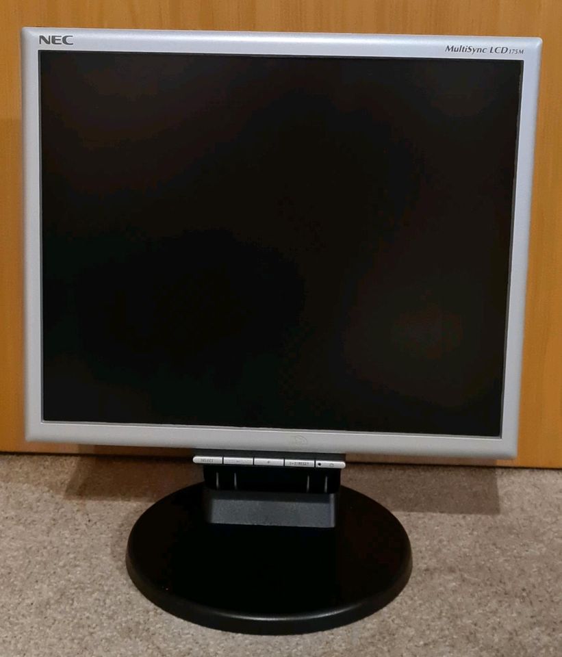 NEC LCD Monitor 17" in Hainburg