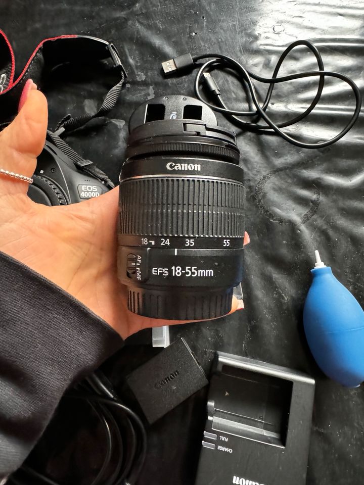 Spiegelreflexkamera Canon EOS 4000d 18-55mm, wifi, fotobox in Mainz