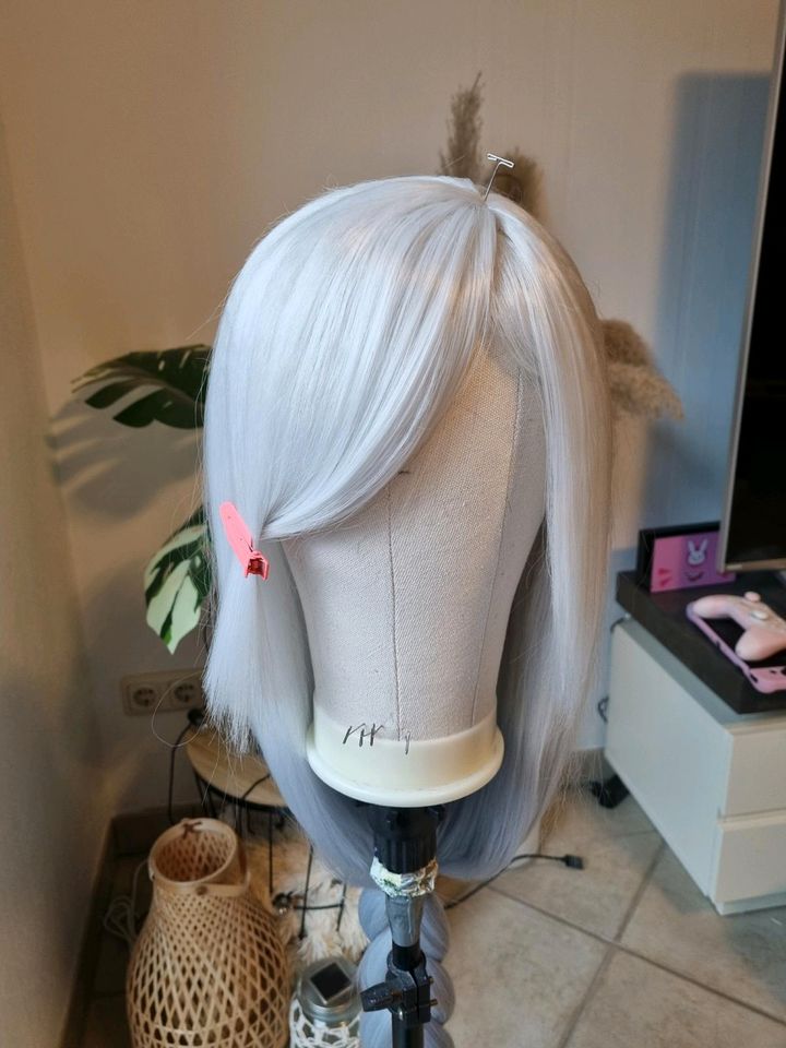 Genshin Impact Shenhe cosplay wig in Verl