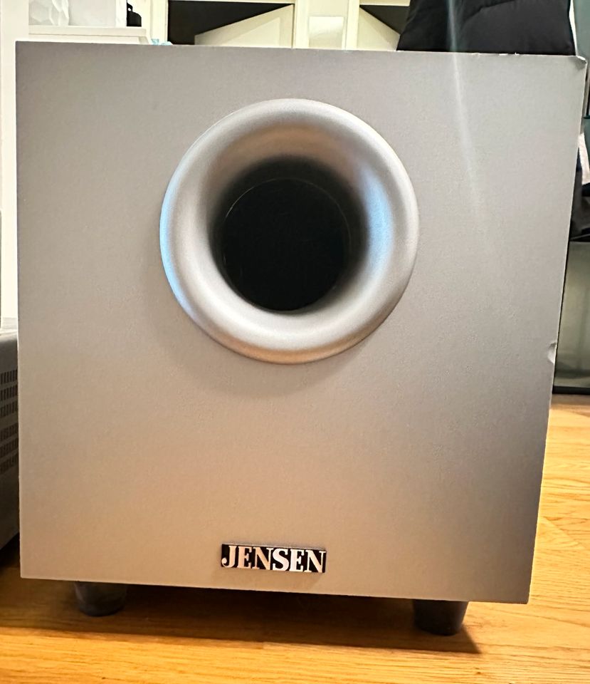 JVC Receiver RX 5022 + Jensen Boxen + Jensen subwoofer in Karlsfeld