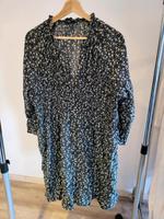 Blusenkleid mit Blumenmuster Hessen - Weilburg Vorschau