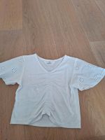 H&M cropped Tshirt Gr 140 weiß mit Flügelärmeln Rheinland-Pfalz - Nieder-Olm Vorschau