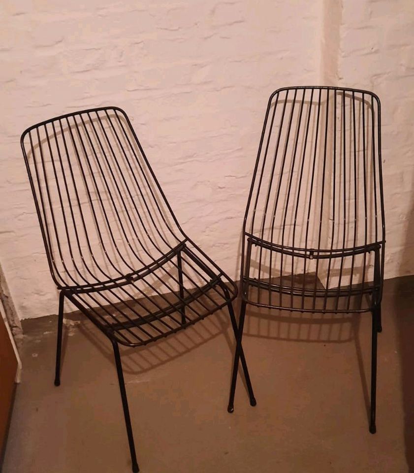 Metall-Stühle, Paar, Vintage 60er, Design Klassiker in Düsseldorf