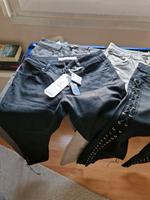 4x Jeans Hosen mit Schnürung 38 tlw. Neu Niedersachsen - Stuhr Vorschau