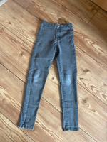 Skinny Jeans Zara Gr.140 grau Niedersachsen - Hornburg Vorschau