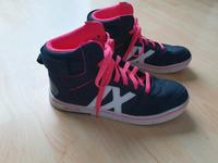 Turnschuhe Sneaker Gr. 39 Hessen - Eppertshausen Vorschau
