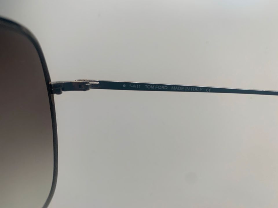 Tom Ford Sonnenbrille in Wiesbaden