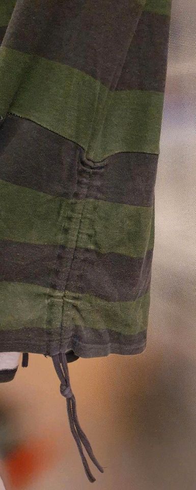 Schöner gestreifter Pulli von Only, Gr. S/M in Bremen