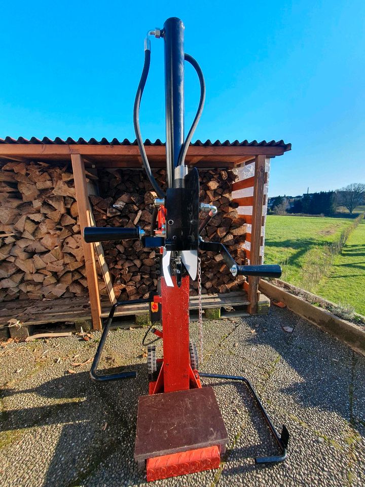 Holzspalter 10t Spaltkraft 230V Vermietung in Burscheid