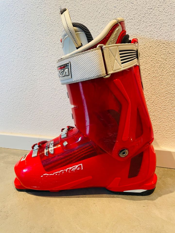 Skischuhe Schischuhe Skistiefel Nordica speedmachine 130 MP 29.0 in Herzogenaurach