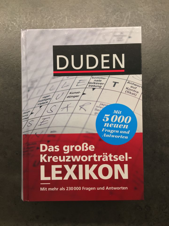 Duden - Das große Kreuzworträtsel Lexikon 8. - 2014 // sehr gut in Müllheim