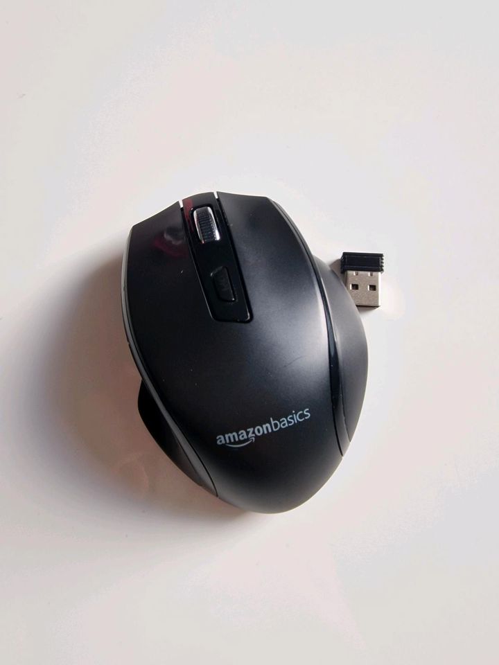 Amazon basics - Ergonomische Kabellose Maus in Allmendingen