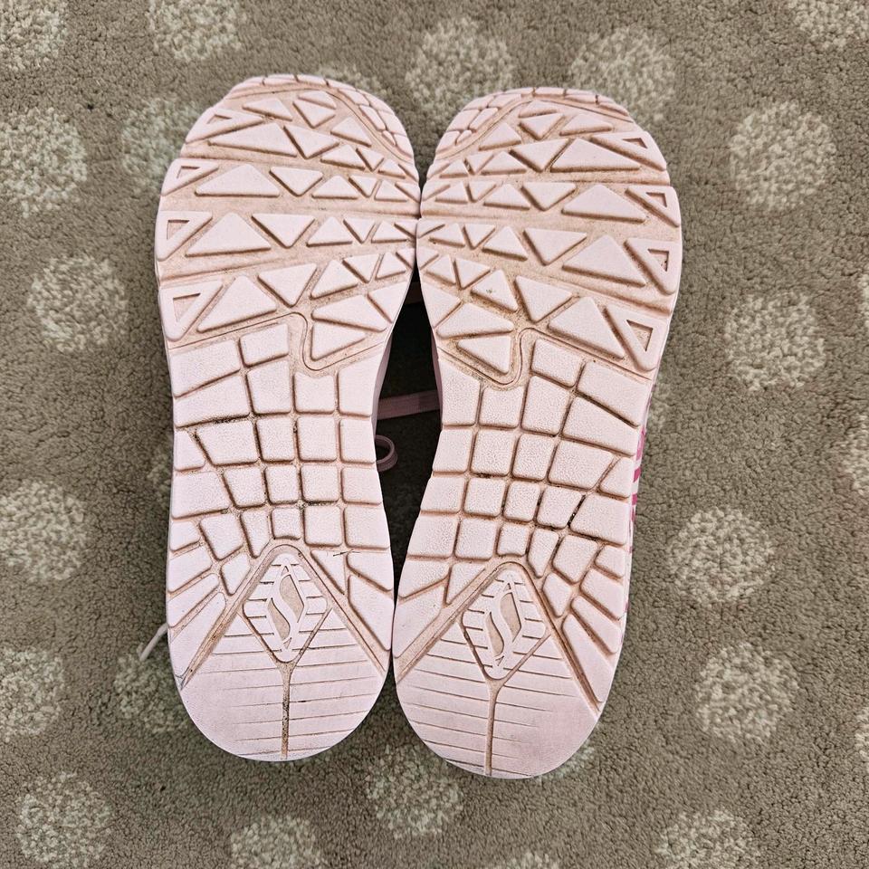 Skechers Sneacker rosa mit Herzen Gr. 39, Top Zustand ǰ in Karlsruhe