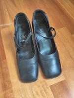 Högl schwarze Pumps Leder Vintage Carréform 38 Bayern - Günzburg Vorschau
