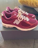 New Balance 2002R Bordeaux 44,5 10,5 Nordrhein-Westfalen - Mülheim (Ruhr) Vorschau