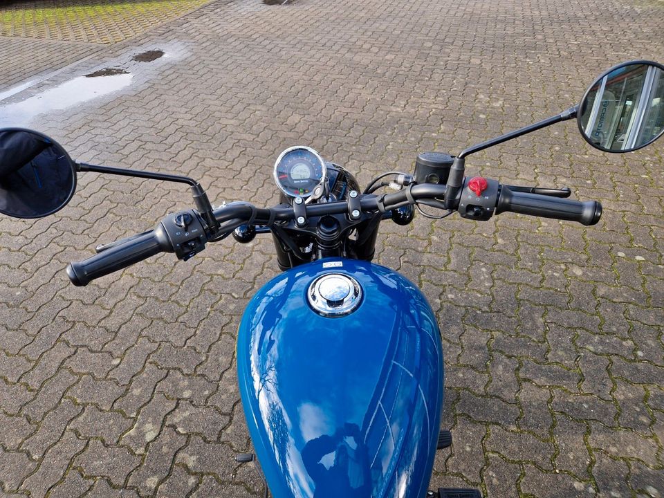 Royal Enfield Meteor 350 Fireball Blue in Grabow