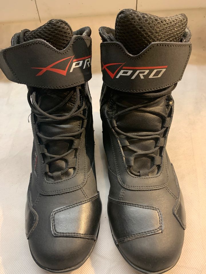 Motorradstiefel für Herren in Plettenberg