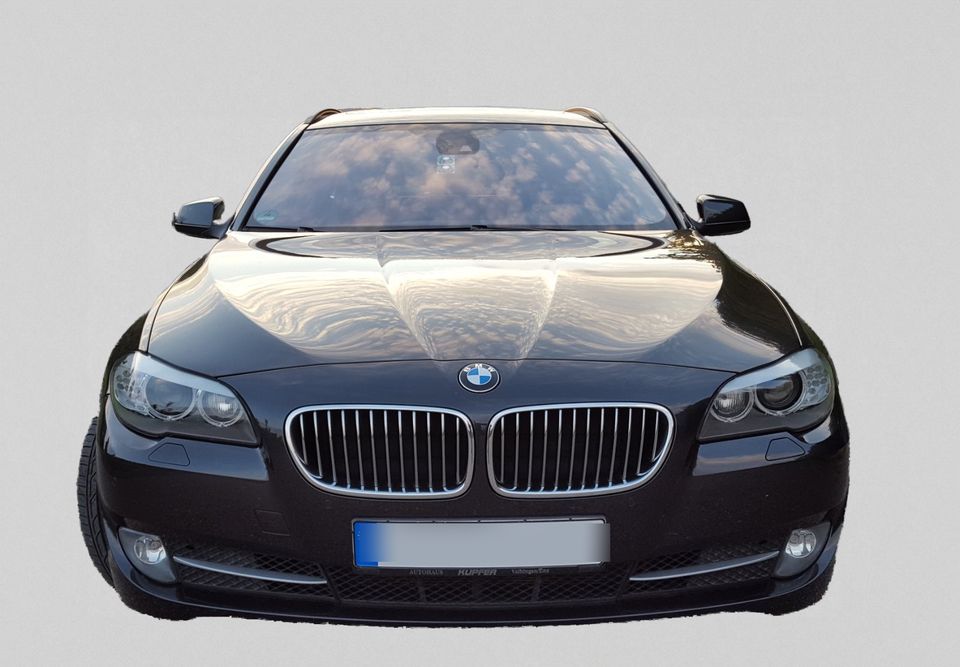 BMW 525d (F11) Touring*Head Up*Leder*NaviPr*Panorama*SH*Xenon in Vaihingen an der Enz