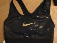 Nike Bustier, SportBH, schwarz Gold, XS Nordrhein-Westfalen - Mülheim (Ruhr) Vorschau