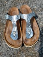 Birkenstock Gizeh Sandalen 37 schmal silber Baden-Württemberg - Neckartailfingen Vorschau