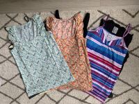 Zehnteiliges Set Tops Madonna Fishbone S M L TOP Nordrhein-Westfalen - Solingen Vorschau