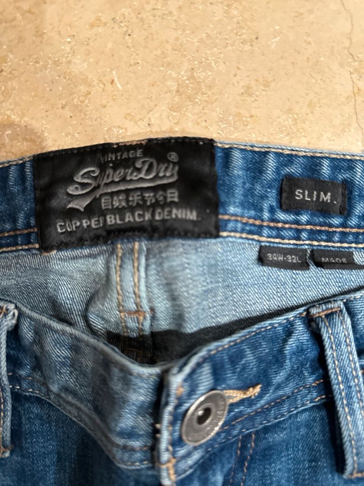 Superdry Jeans Gr.34/32 in Langenfeld