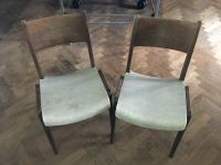 zwei schöne Stühle, stapelbar, Massivholz Niedersachsen - Langendorf Vorschau