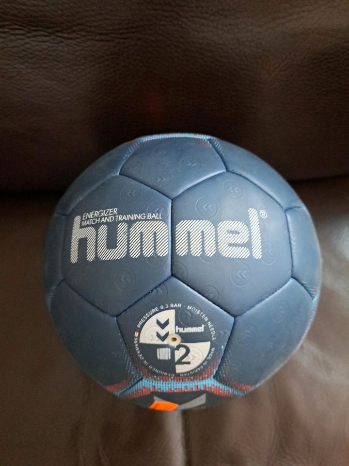 Jugendhandball, Damenhandball, Erima, Hummel, Vranjes Size 2 in Mönchengladbach