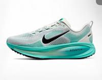 Nike Vomero 18 Türkies - Weiß Sachsen - Zschopau Vorschau