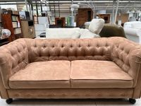 (DZ) Chesterfield Stoff 2-Sitzer braun statt 769€ Sachsen - Delitzsch Vorschau