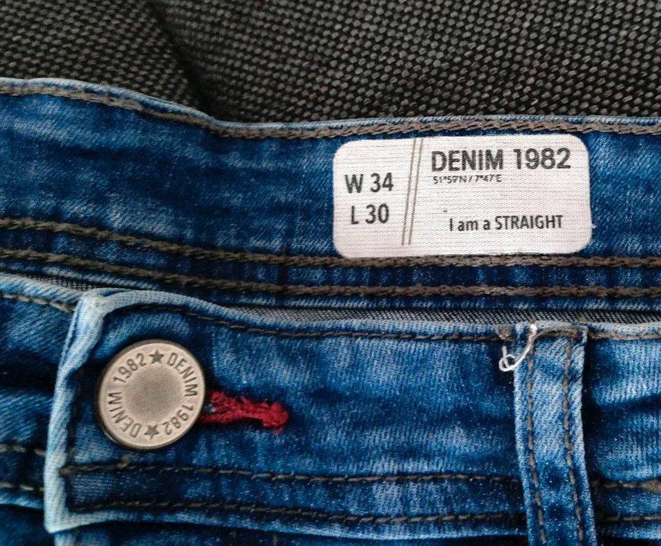 Jeans lang straight gerader Schnitt W34 L30 in Alsbach-Hähnlein