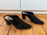 Mango Premium Mules Pantoletten Sandaletten Gr. 40 schwarz Leder Bielefeld - Bielefeld (Innenstadt) Vorschau