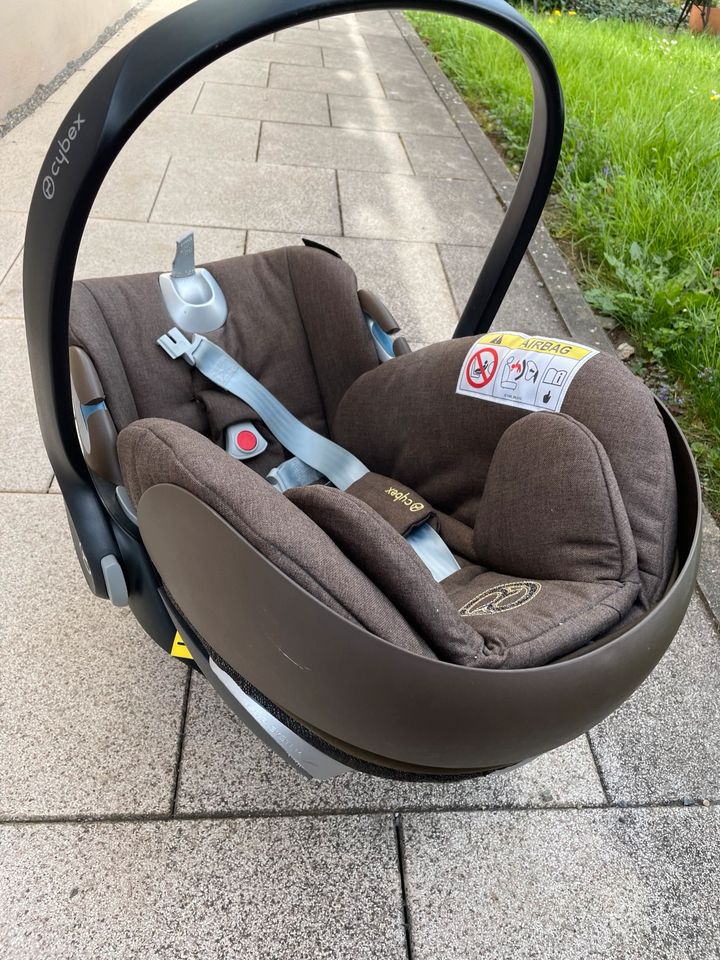 Cybex Z i-Size Platinum Babyschale mit Cybex Sommerbezug in Pfullingen