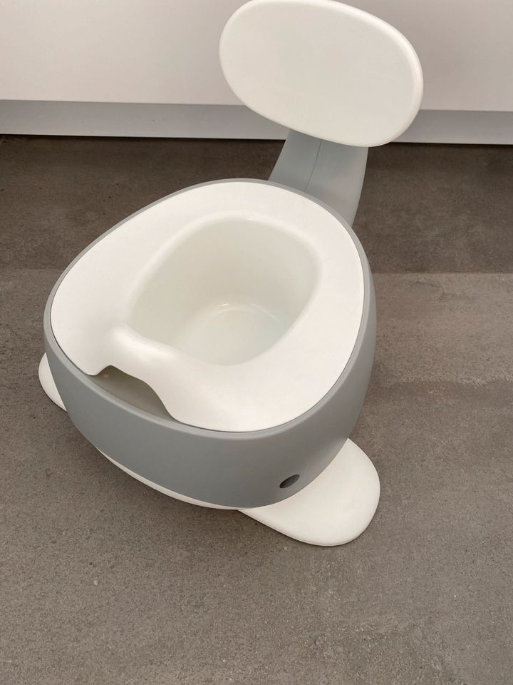 Kindsgut Töpfchen Wal, grau, weiß, Kinder Toilette in Bochum