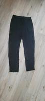 H&M Stoffhose Schlupfhose schwarz Damen Gr. 32 Thüringen - Erfurt Vorschau