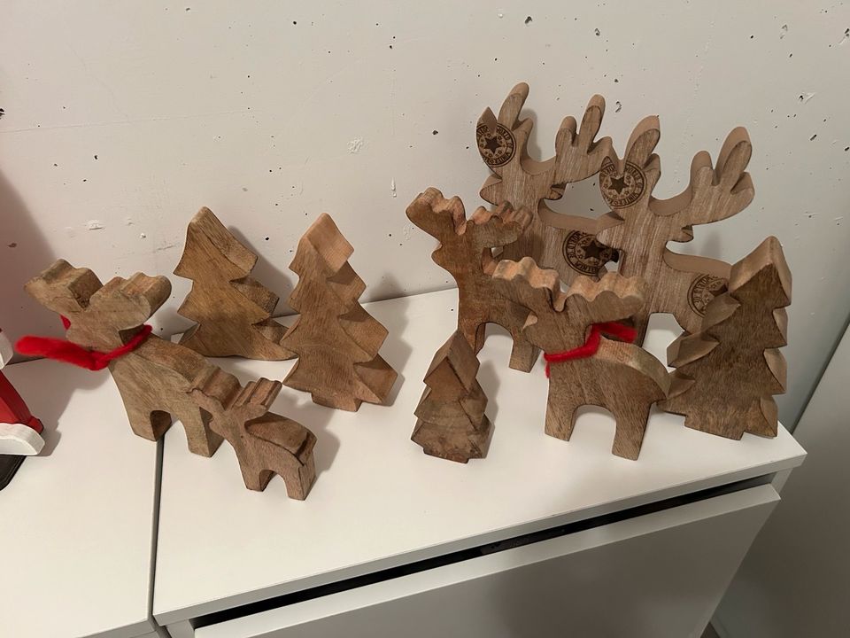 Deko Weihnachten Nikolaus Holz Rentier in Kerpen