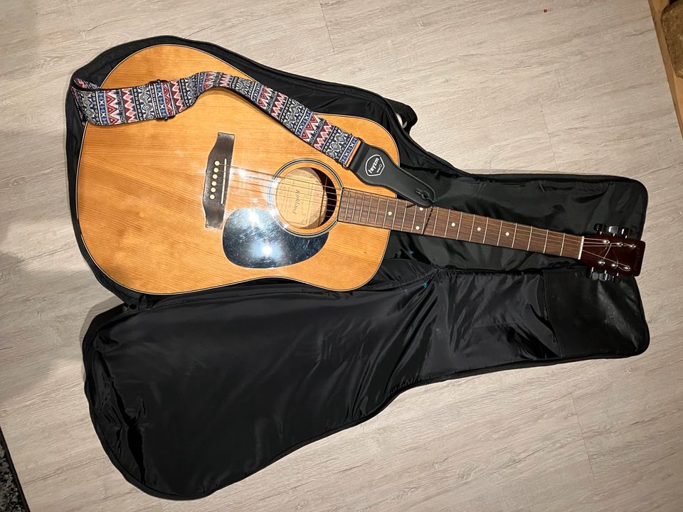 Kirkland 215092 Konzert Gitarre inkl. Gep. Tasche in Seeth