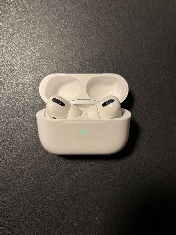 Apple AirPods Pro (1. Generation) in Düsseldorf