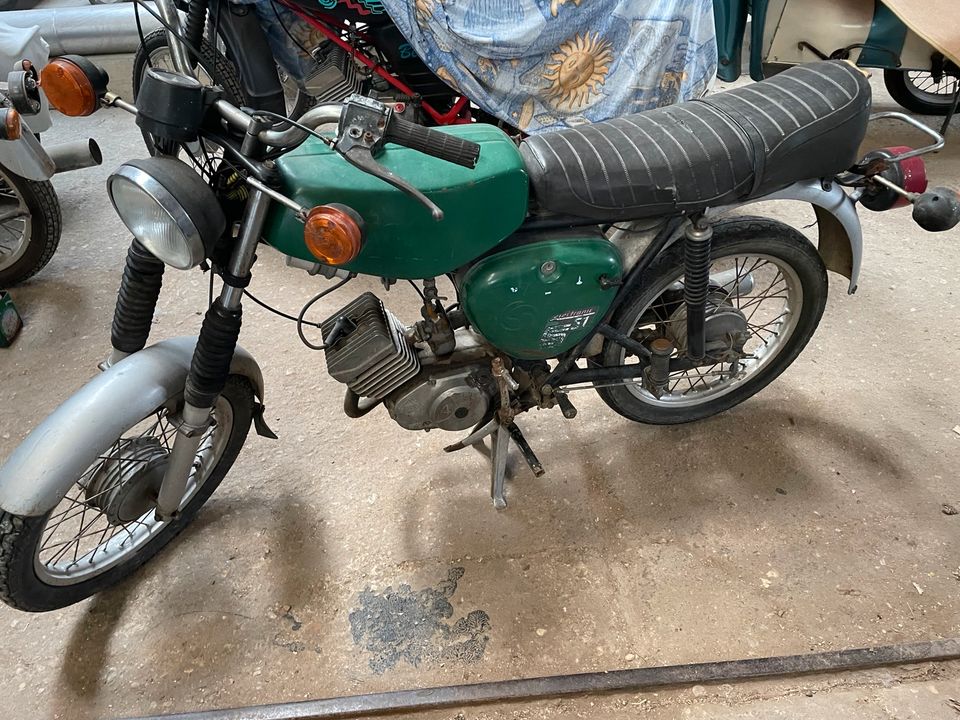 Simson S 51 Elektronik 4 Gang BJ.1985 zum restaurieren in Kraftsdorf