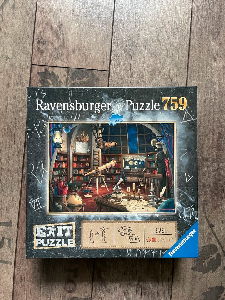 Ravensburger Exit Puzzle 759 in Düsseldorf