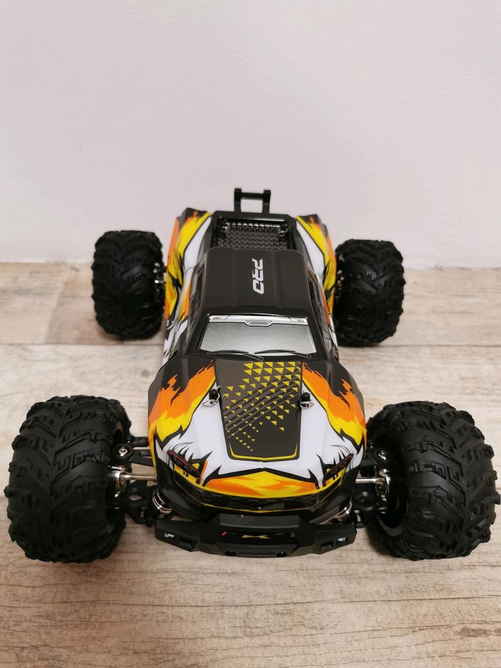 Rc ferngesteuertes Auto 1:16 Brushless RTR ca. 60kmh in Nauheim