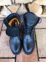 Gut erhaltene, schwarze Timberland Boots - Schnürstiefel (Gr. 39) Baden-Württemberg - Gengenbach Vorschau
