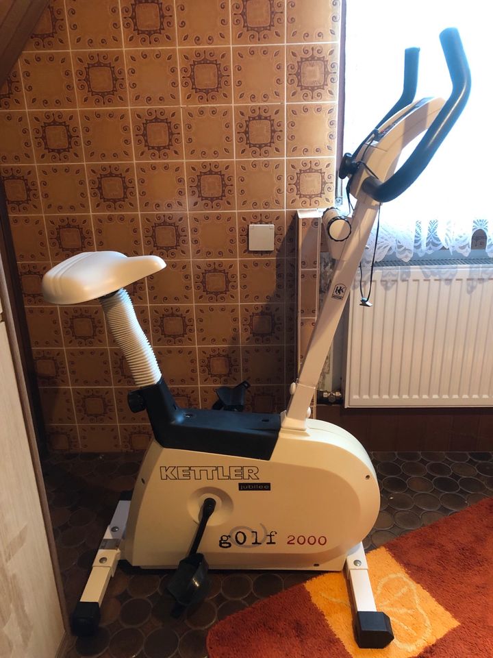 Heimtrainer Kettler Golf 2000 in Neumünster