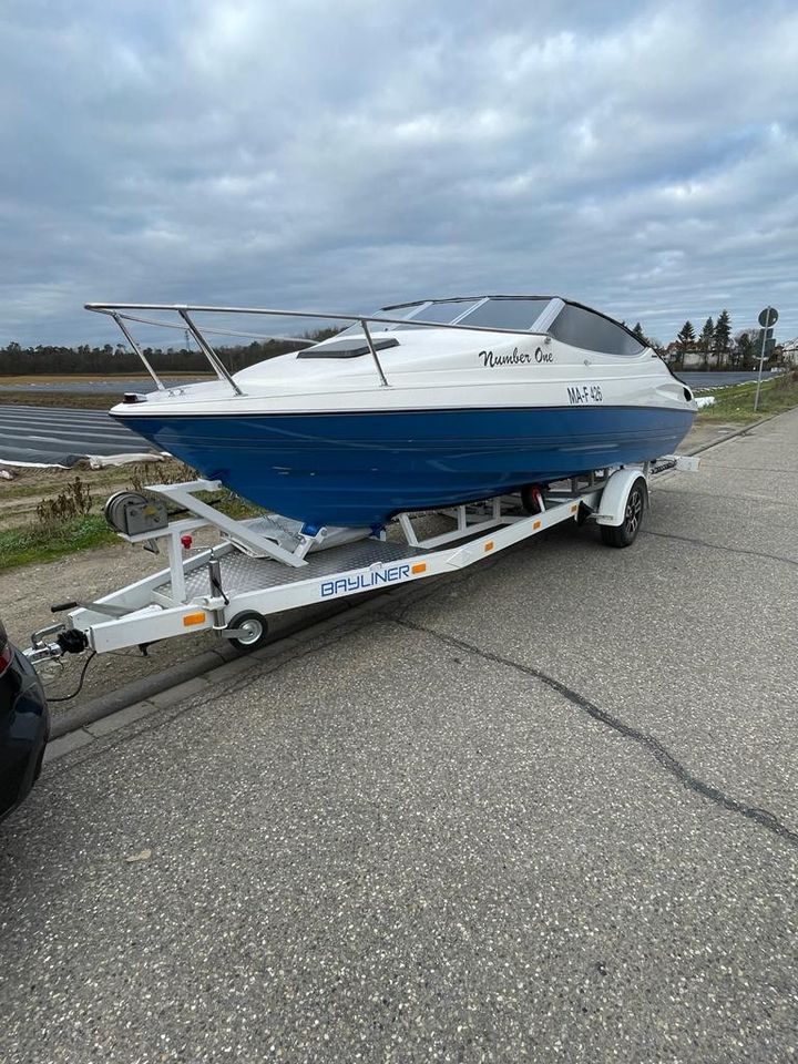 Bayliner 2052 / Sportboot in Worms