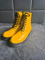 Schuhe  Boots in Lacklederoptik Bayern - Holzheim a.d. Donau Vorschau