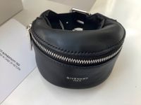 GIVENCHY Bum Bag Bracelet Armband Tasche Etui Leder schwarz 675$ Baden-Württemberg - Pforzheim Vorschau